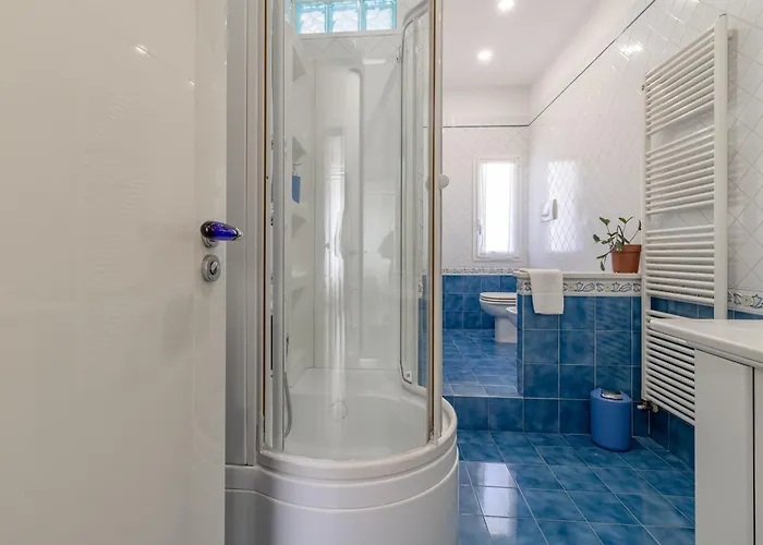 H11 Maison Bleu Centro - Ariston *