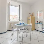 H11 Maison Bleu Centro - Ariston *