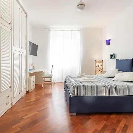 H11 Maison Bleu Centro - Ariston Appartement San Remo