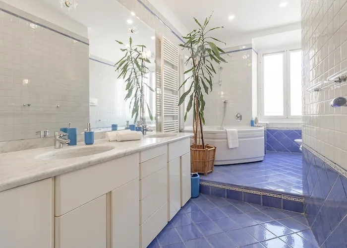 H11 Maison Bleu Centro - Ariston Apartment *